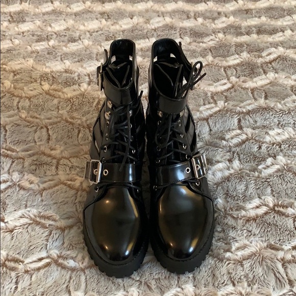 NIB Boohoo Heeled Combat Boots - Picture 3 of 7